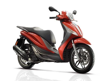 ราคา รถมอเตอร์ไซค์ Piaggio Mp3 2025 มาพร้อมกัน 4 รุ่นย่อย